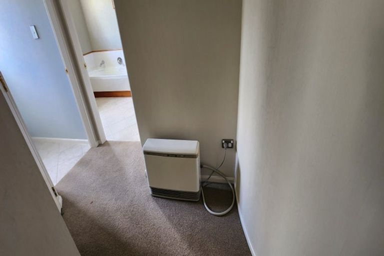 Photo of property in 23 Buckingham Place, Bethlehem, Tauranga, 3110