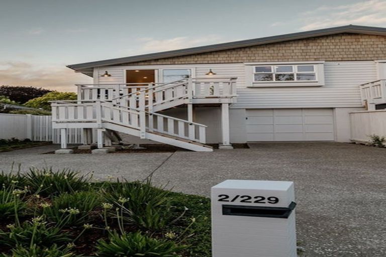 Photo of property in 2/229 Waimea Terrace, Beckenham, Christchurch, 8023