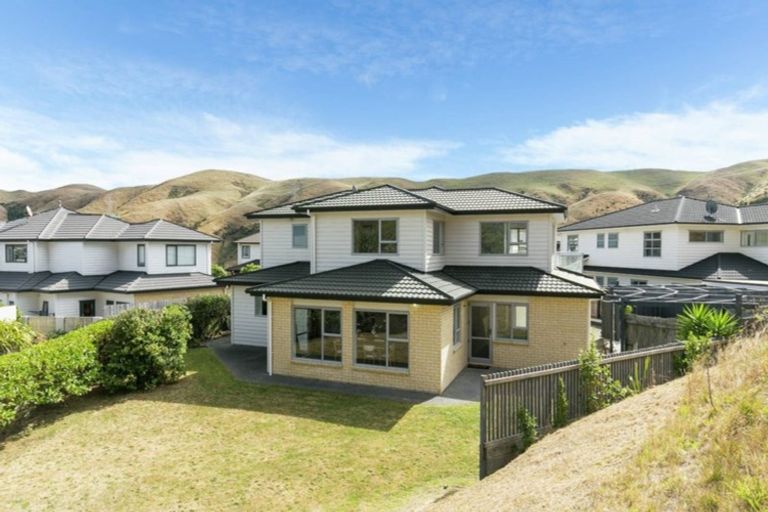 Photo of property in 11 Didsbury Grove, Churton Park, Wellington, 6037