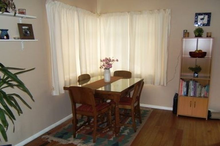 Photo of property in 27 Montague Street, Alicetown, Lower Hutt, 5010