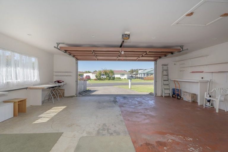 Photo of property in 33 Springbok Avenue, Whitianga, 3510