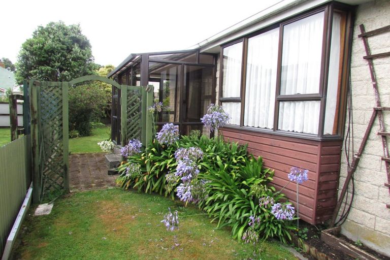 Photo of property in 2/19 Cowper Street, Greymouth, 7805