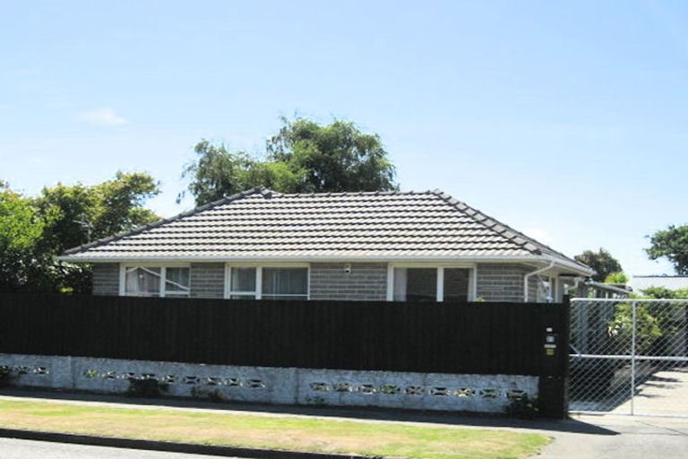 Photo of property in 21 Damien Place, Bromley, Christchurch, 8062