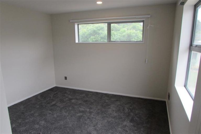 Photo of property in 38a Archers Road, Glenfield, Auckland, 0629