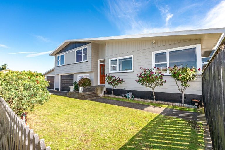 Photo of property in 4 Lindsey Crescent, Springvale, Whanganui, 4501