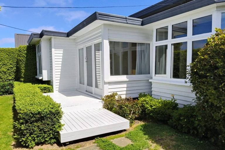 Photo of property in 23 Claremont Avenue, Papanui, Christchurch, 8053