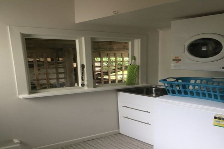 Photo of property in 8 Dundas Street, Seatoun, Wellington, 6022