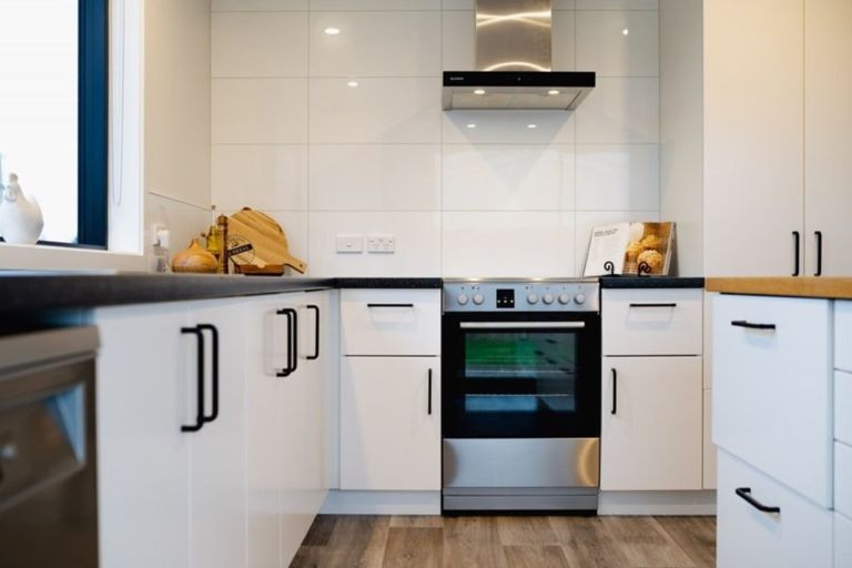 Photo of property in 94 Main Road, Fairfield, Dunedin, 9018