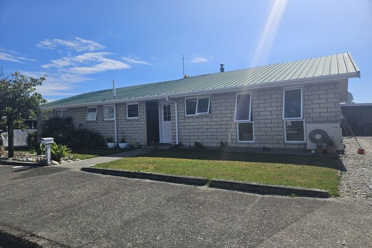 Photo of property in 21 Bealey Street, Hokitika, 7810