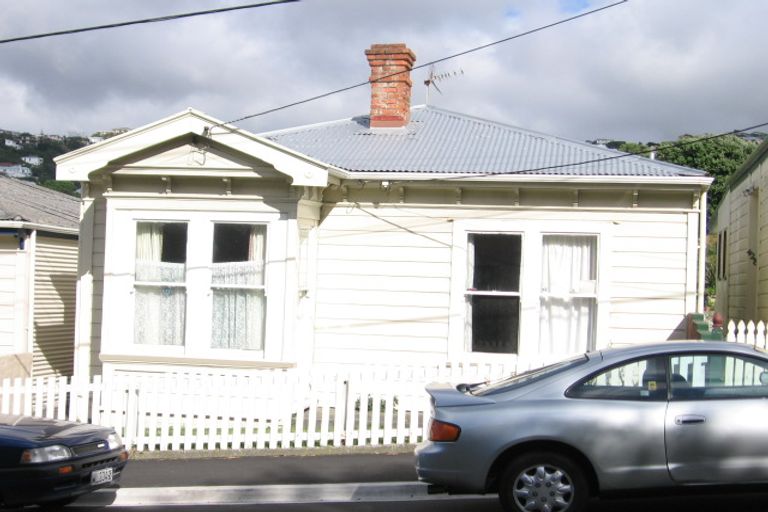 Photo of property in 430 Adelaide Road, Berhampore, Wellington, 6023