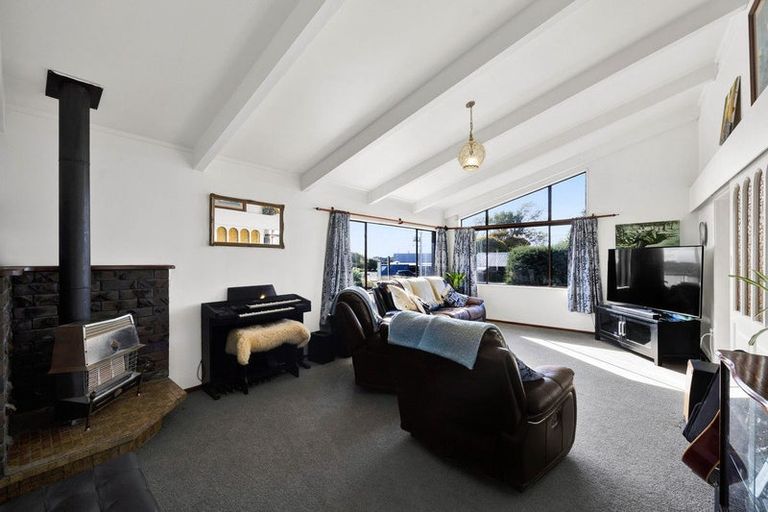 Photo of property in 71 Fantham Street, Hawera, 4610