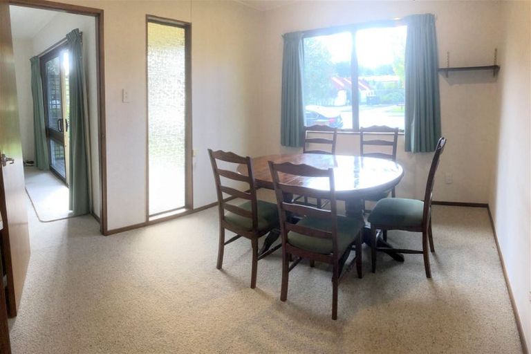 Photo of property in 29 Ruataniwha Street, Waipawa, 4210