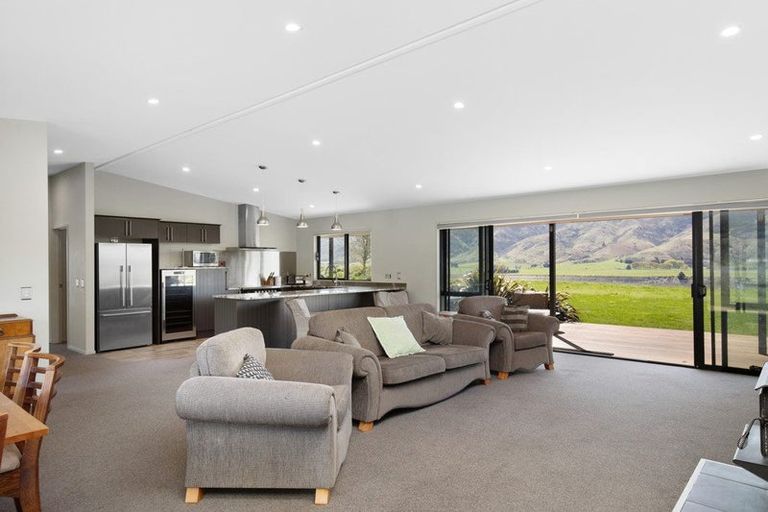 Photo of property in 90 Willowbank Road, Queensberry, Cromwell, 9383