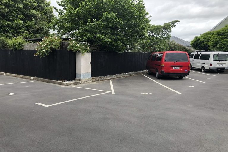 Photo of property in 10/16 Hutcheson Street, Sydenham, Christchurch, 8023