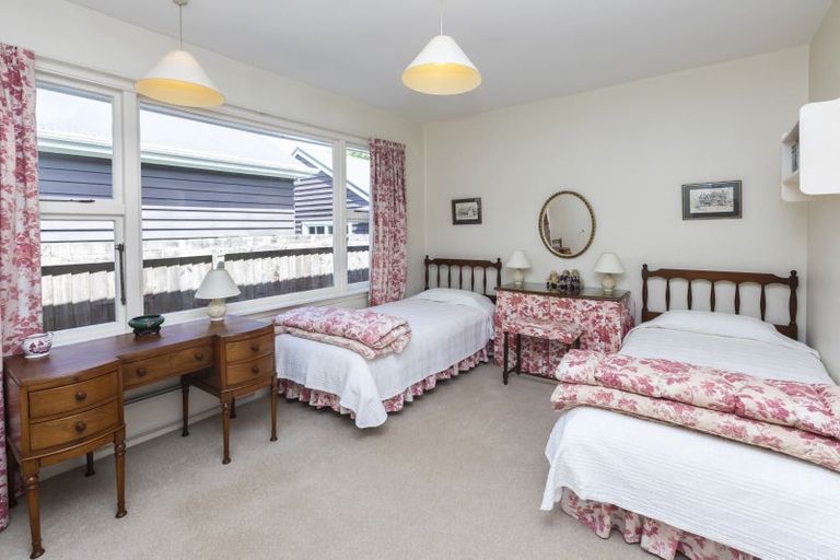 Photo of property in 44 Memorial Avenue, Ilam, Christchurch, 8053