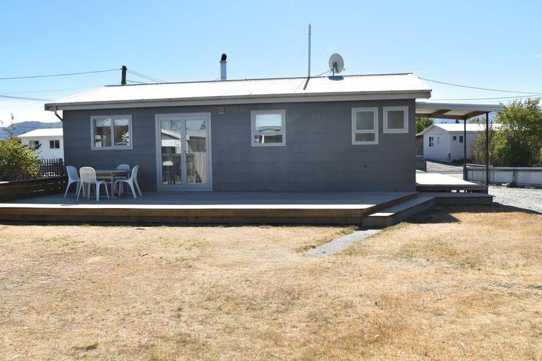 Photo of property in 2 Hopkins Road, Twizel, 7901