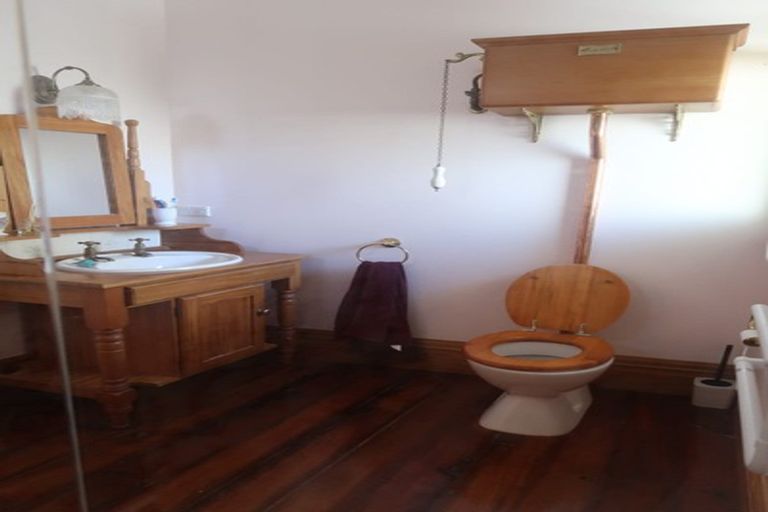 Photo of property in 32 Woodland Road, Johnsonville, Wellington, 6037