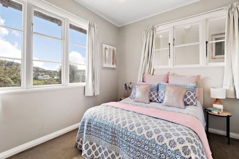 Photo of property in 24 Mysore Street, Khandallah, Wellington, 6035