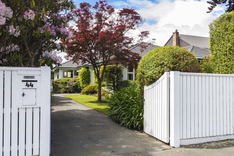 Photo of property in 44 Memorial Avenue, Ilam, Christchurch, 8053