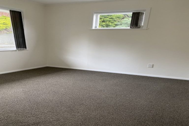 Photo of property in 24 Mimihau Grove, Wainuiomata, Lower Hutt, 5014