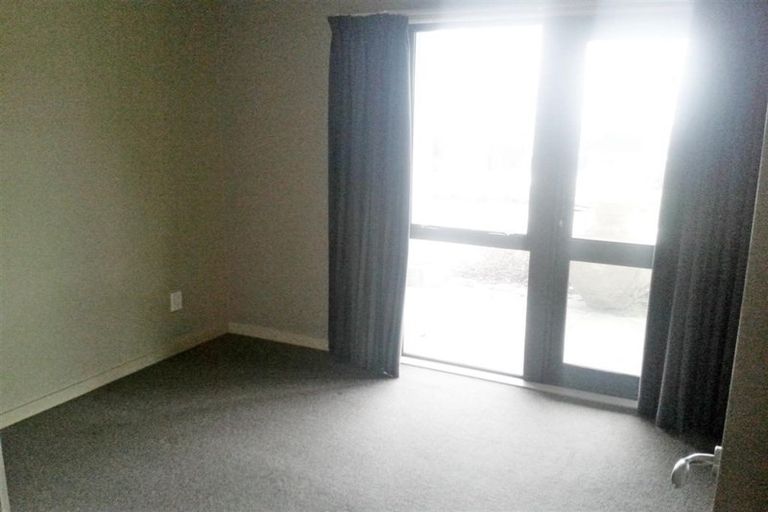 Photo of property in 54 Arahiwi Grove, Tirohanga, Lower Hutt, 5010