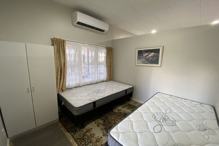 Photo of property in 32 Nile Road, Kelston, Auckland, 0602