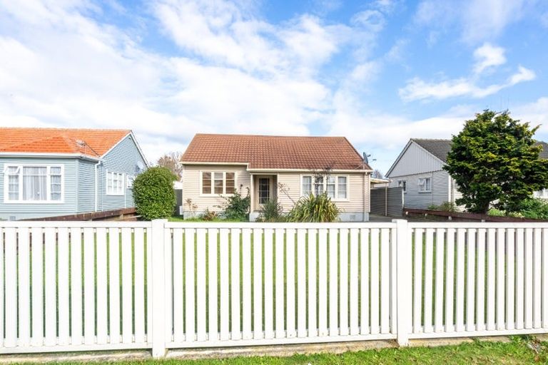 Photo of property in 40 Oxford Street, Hokowhitu, Palmerston North, 4410