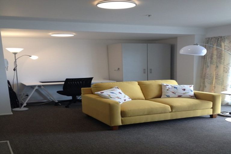 Photo of property in The Peak Apartments, 406/170 Taranaki Street, Te Aro, Wellington, 6011