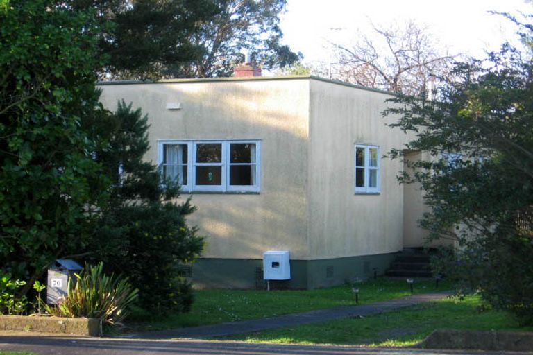 Photo of property in 70 Savage Crescent, West End, Palmerston North, 4412