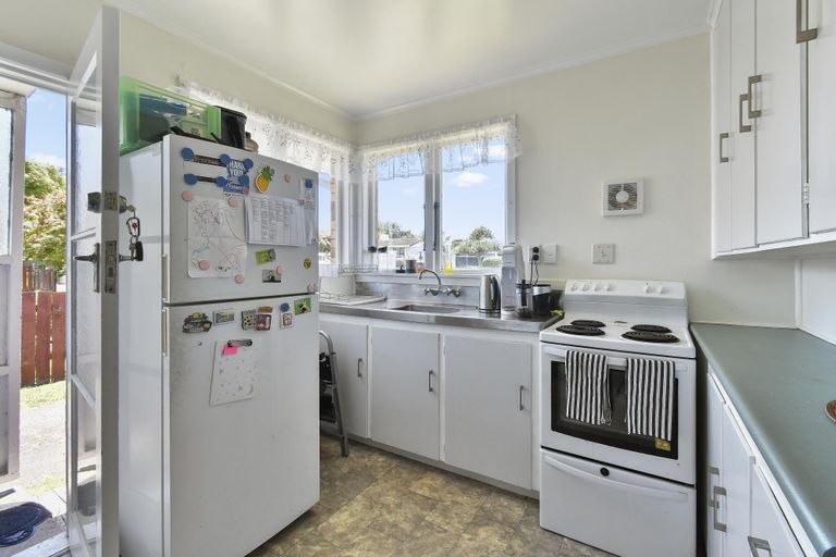 Photo of property in 1/4a Lomas Place, Manurewa, Auckland, 2102