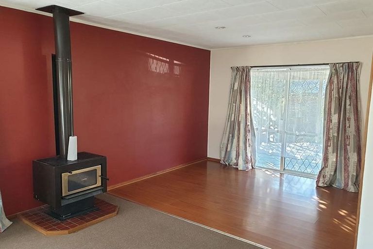 Photo of property in 21 Glennandrew Drive, Half Moon Bay, Auckland, 2012