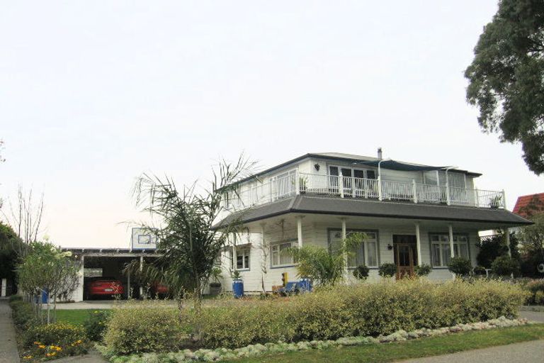 Photo of property in 45 Avondale Road, Taradale, Napier, 4112