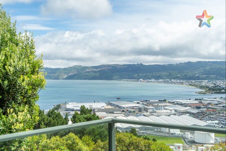 Photo of property in 69 Howard Road, Point Howard, Lower Hutt, 5013