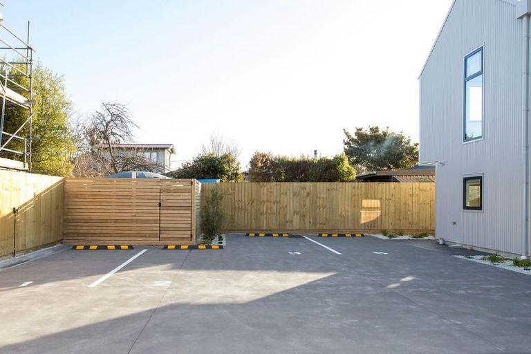 Photo of property in 1/15 Cargill Place, Richmond, Christchurch, 8013