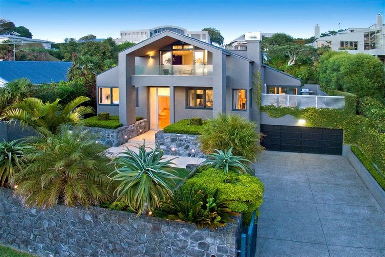 Photo of property in 11 Audrey Road, Takapuna, Auckland, 0620