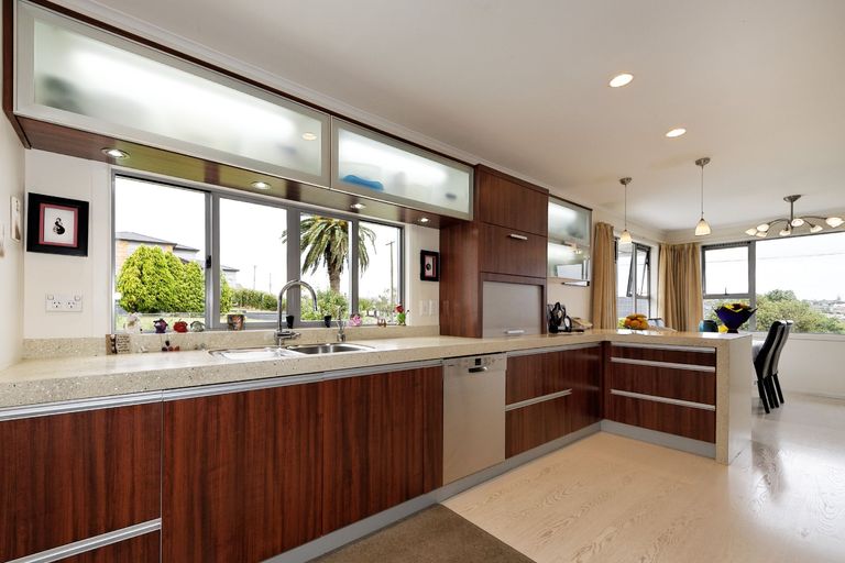 Photo of property in 53 Ellis Avenue, Mount Roskill, Auckland, 1041