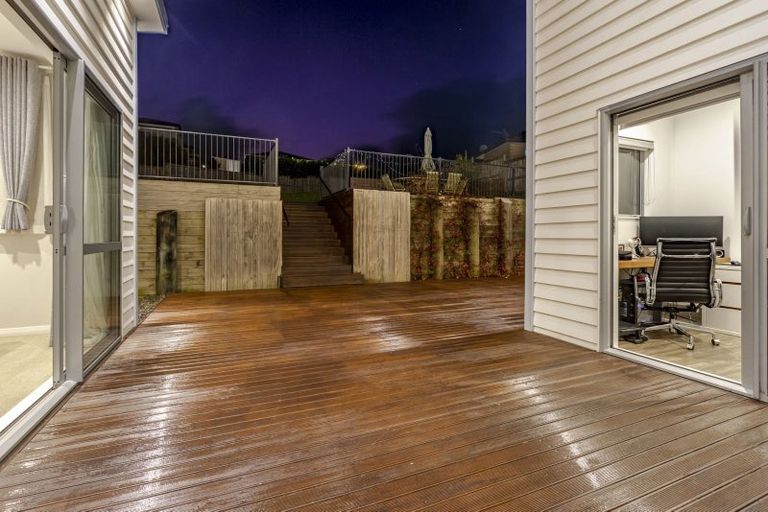 Photo of property in 12 The Landing, Riverhead, 0820