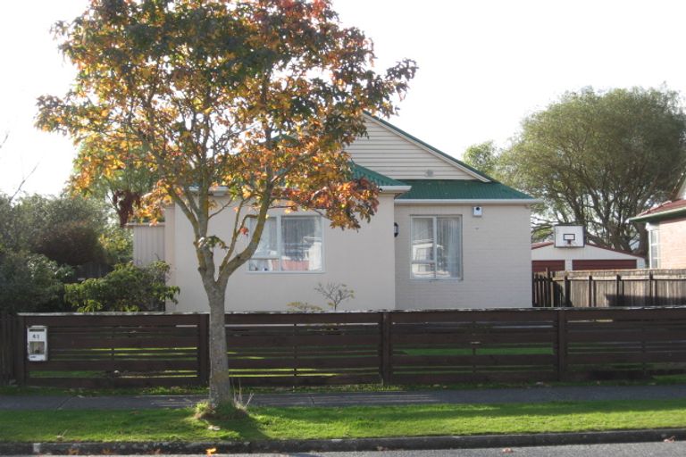 Photo of property in 41 Shearer Crescent, Naenae, Lower Hutt, 5011