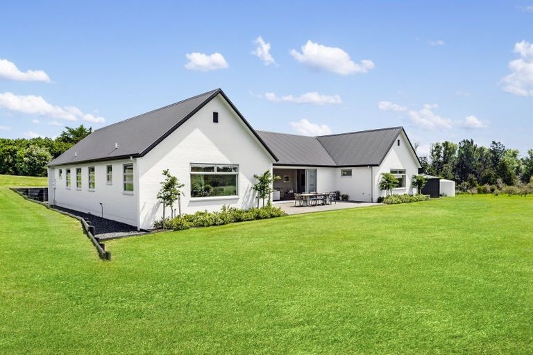 Photo of property in 245 Muriwai Valley Road, Muriwai, Waimauku, 0881