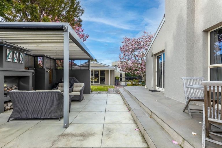 Photo of property in 234 Withells Road, Avonhead, Christchurch, 8042