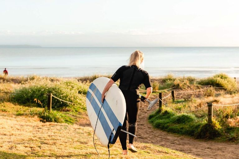 Photo of property in 2 Streamview Way, Long Bay, Auckland, 0630