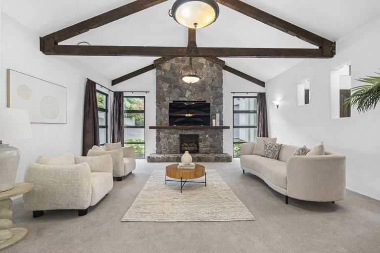 Photo of property in 186e Heta Road, Highlands Park, New Plymouth, 4312