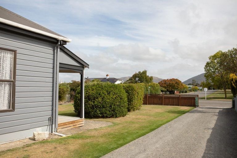 Photo of property in 11 Coronation Street, Waimate, 7924