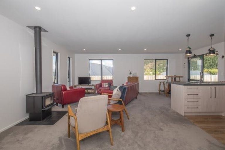 Photo of property in 43b Hewson Crescent, Lake Hawea, Wanaka, 9382
