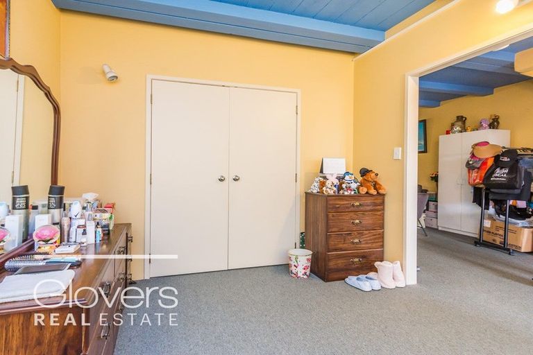 Photo of property in 10 Captain Scott Road, Glen Eden, Auckland, 0602