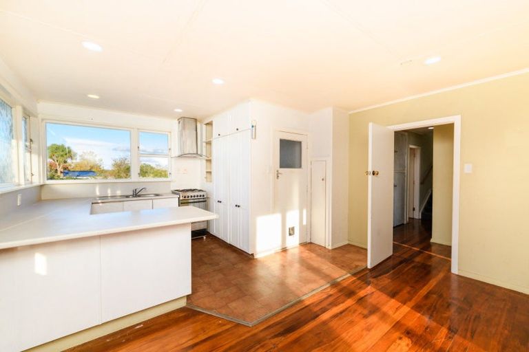 Photo of property in 17 Mcclure Street, Feilding, 4702