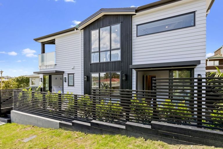 Photo of property in 12b Tiber Road, Forrest Hill, Auckland, 0620