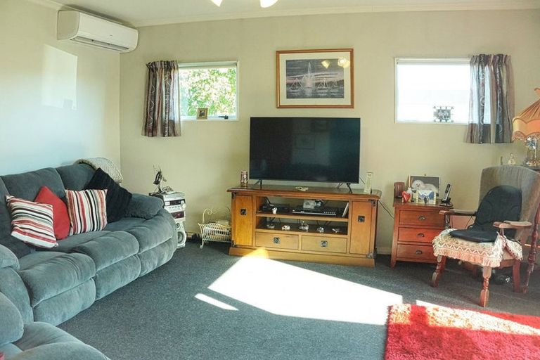 Photo of property in 15 Manchester Street, Tinwald, Ashburton, 7700