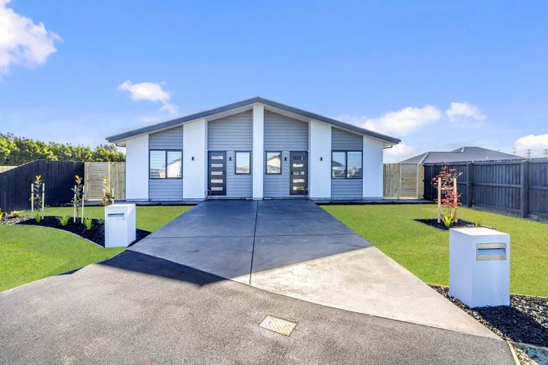 Photo of property in 12 Hunia Place, Yaldhurst, Christchurch, 8042