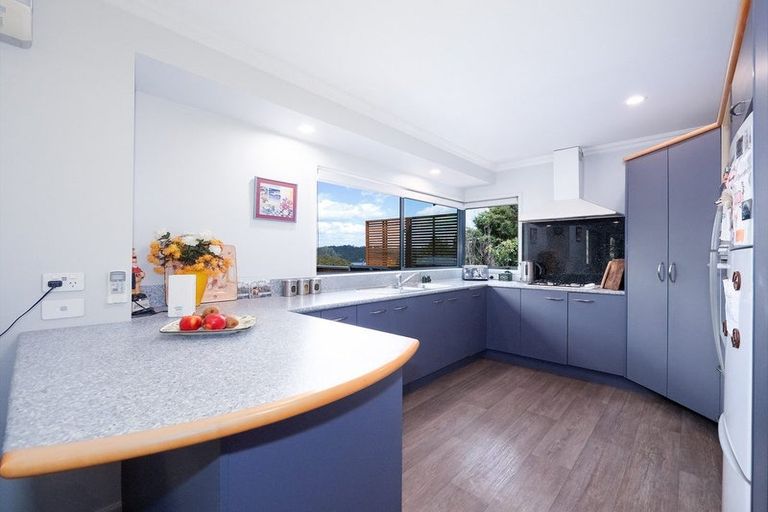Photo of property in 2 Ross Street, Opua, 0200